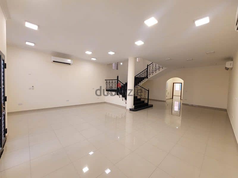 4 rent attached villa in bu hamour 8