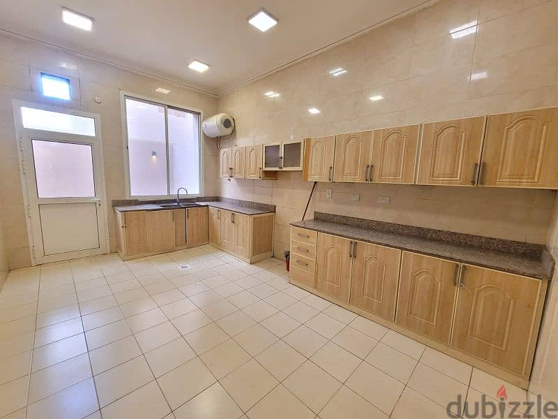 4 rent attached villa in bu hamour 14