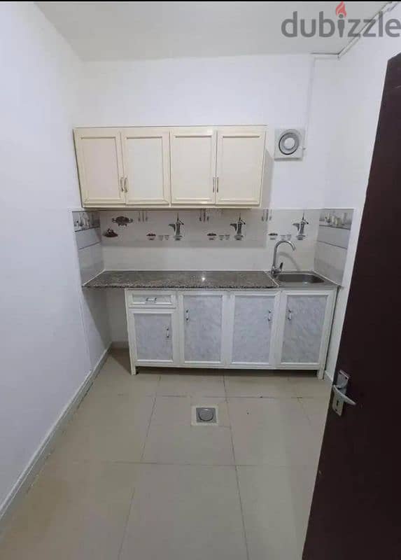 family couple single room's available unit 2