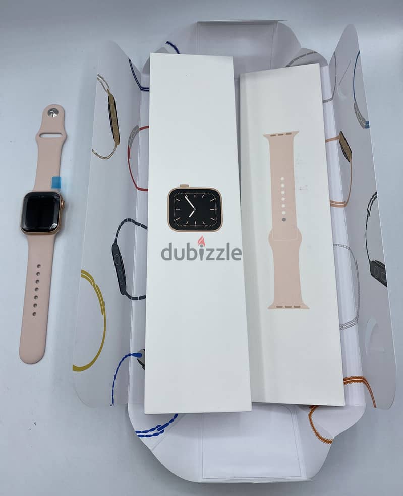 Apple Watch Series 7 - 41mm 45mm GPS Only & Cellular / Airpod 1