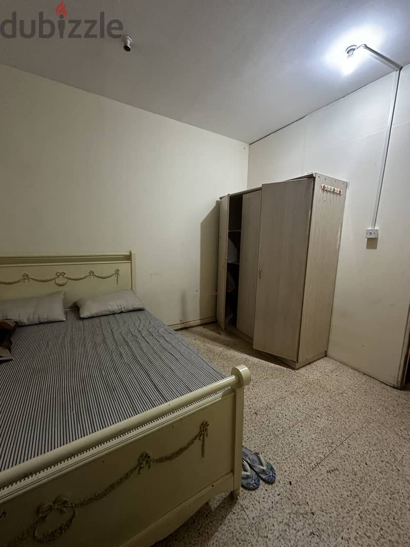 Furnished Room for rent (family, working lady,excutive batchilor) 1