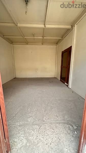 450 Garage with 6 Room For Rent 4