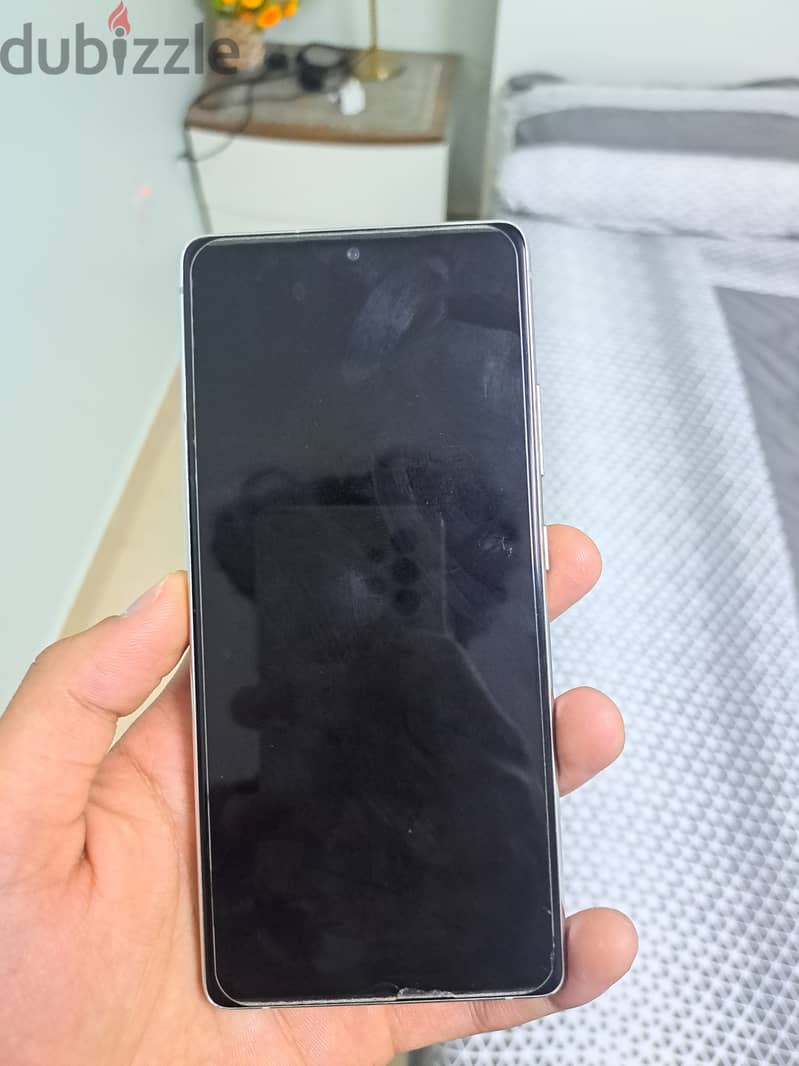 Samsung s10 lite 8gb ram/128gb storage 1