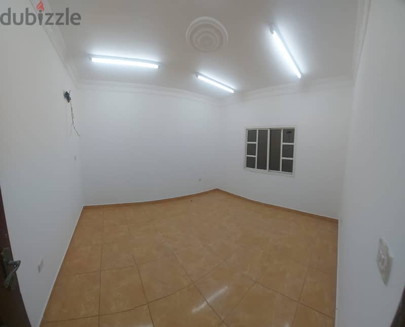 For rent villa in Al Wakra Jabal 6 Room 6