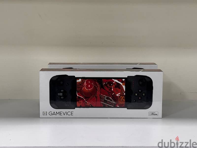 Gamevice controller for iPhone 4