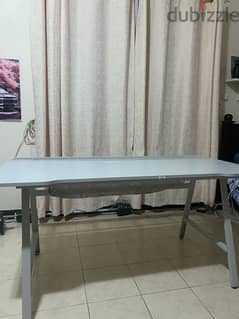 perfect condition gaming desk 0