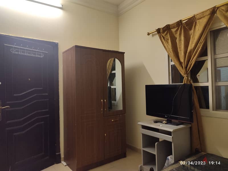 Fully furnished studio rooms available in wakra 8