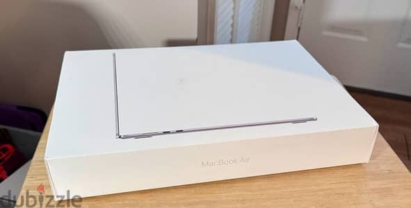 Apple - MacBook Air 15" Laptop - M2 chip - 16GB Memory - 512GB SSD