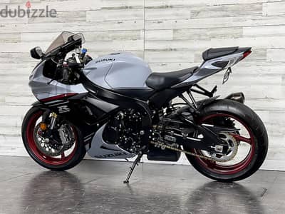 2023 Suzuki GSX-R750 +974 66574363