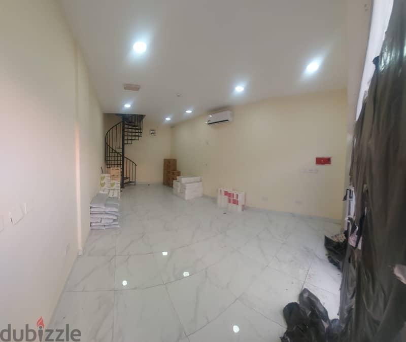 Shop for rent in najma 40 m2 mezzanine 1