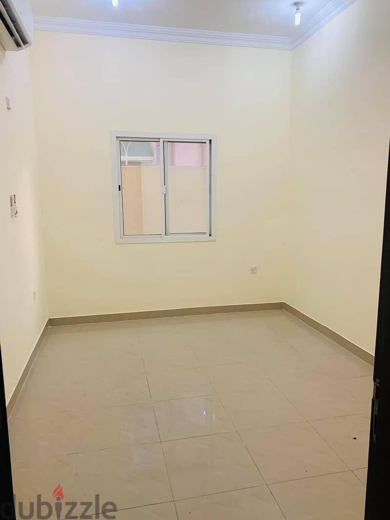 2 BHK Ground Floor Villa Apartement at Abu Hamour 0