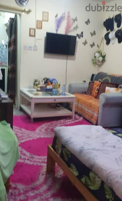 FULLY FURNISHED STUDIO ROOM FOR RENT / NO COMMISSION