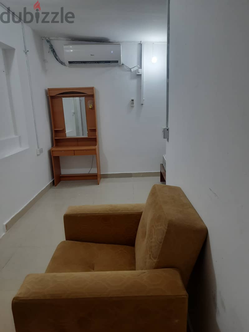 ROOM FOR RENT IN MATHAR QADEEM 3