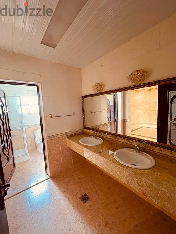 Stand alone Full villa for rent in Nuaija THumama and Wakara 7