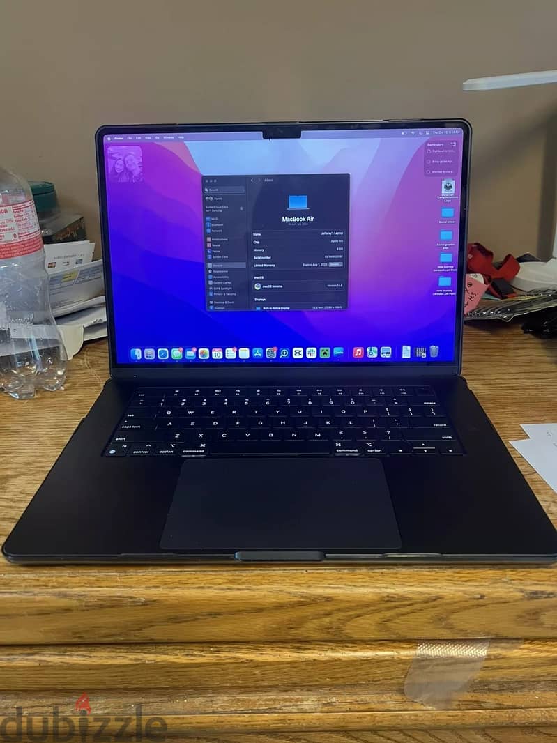 Apple - MacBook Air 13-inch  - M 3 chip - 8GB Memory - 256GB SSD 0