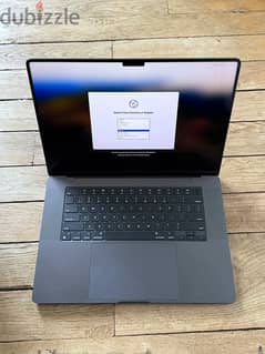 Apple - MacBook Pro 16"  M 3 Pro chip - 18GB Memory - 512GB SSD 0