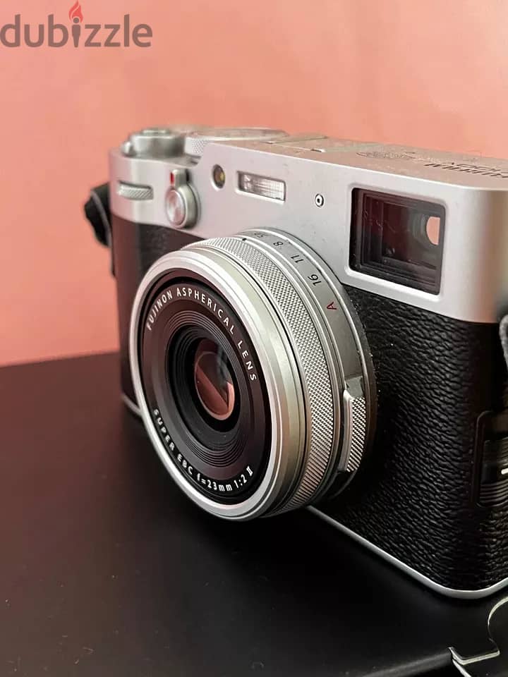 Fujifilm X100V 26.1 MP compact camera 1