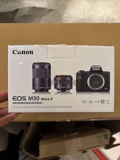 Canon E O S M 50 Mark II Mirrorless 15-45mm and 55-200mm Lenses