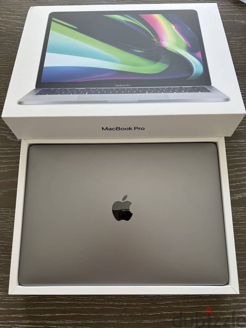 MacBook Pro 13.3" - Apple M1 chip - 8GB Memory - 512GB SSD 2