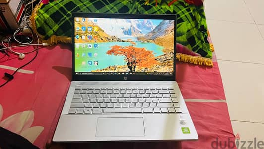 Hp pavilion,  8gb ram ddr4, 256gb ssd, 2gb graphics