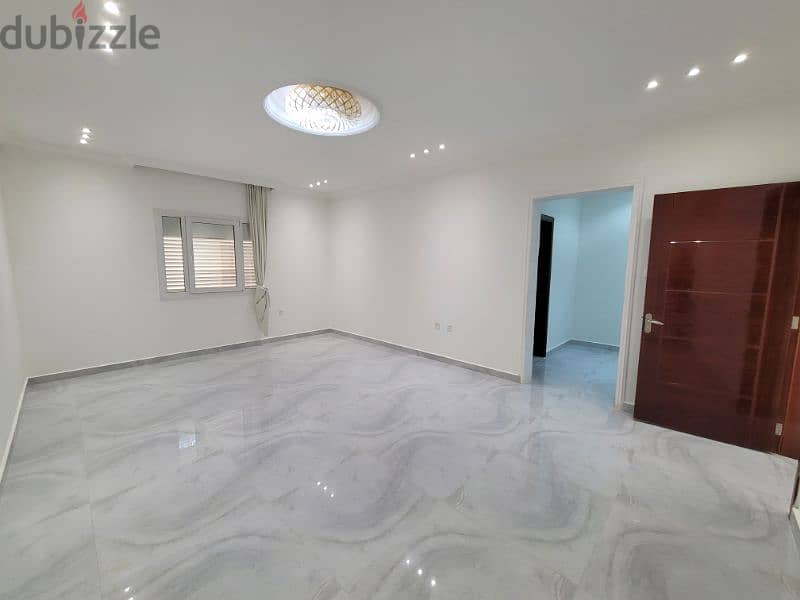 attached 5 bedroom villa in azghawa 7