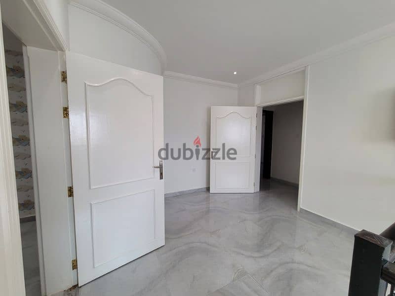 attached 5 bedroom villa in azghawa 10