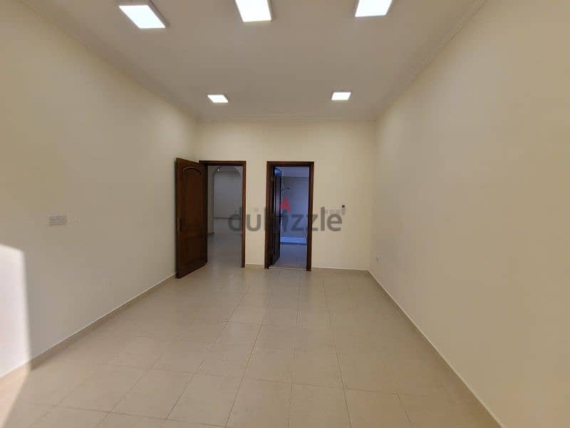 4 rent attached villa in bu hamour 4