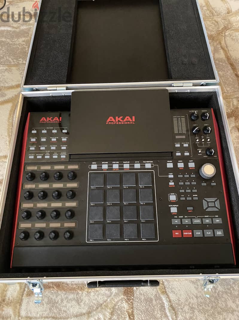 MPC X Studio with fly case 0