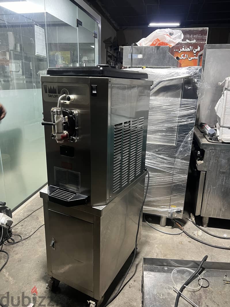 TAYLOR 430 Slush Machine 1