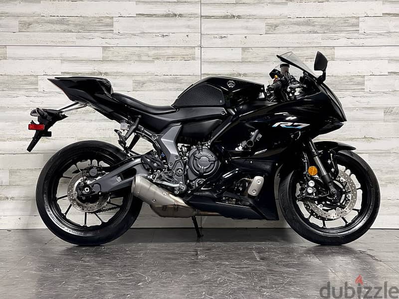 2023 YAMAHA R7 (+971 52 300 8603) 0