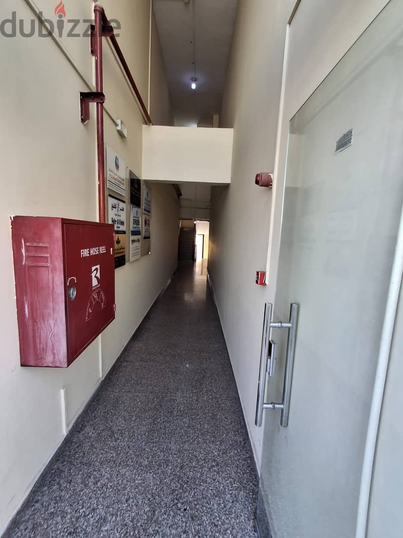 offices For rent in Al Gharafa area 3 Room 19