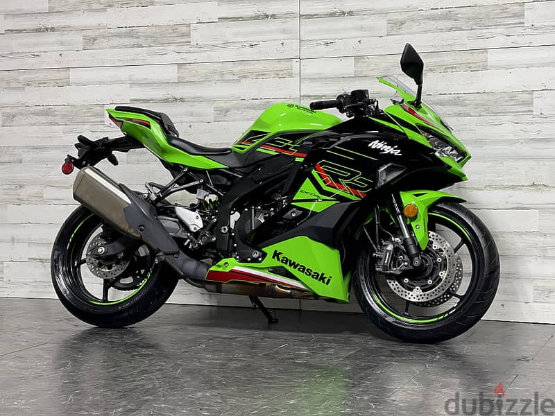 2023 Kawasaki Ninja ZX4RR +974  66574363 1