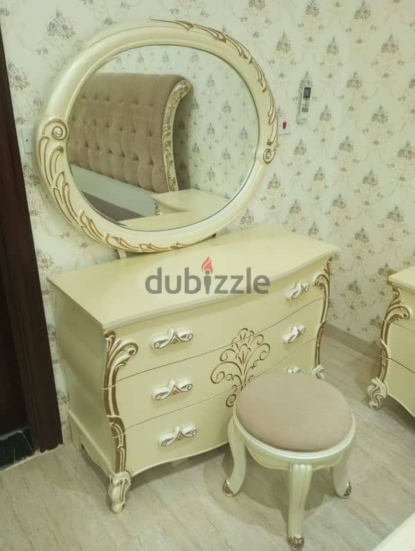 bedroom set for sell 7