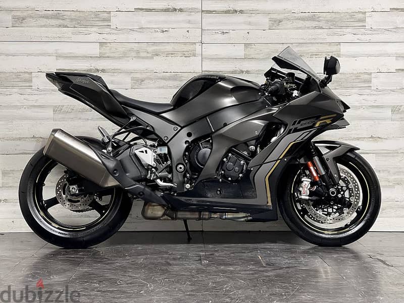 Kawasaki Ninja ZX-10R ( +971 52 300 8603) 1