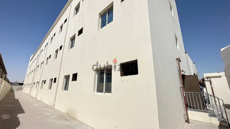 36 Room with 800 Garage For Rent 4