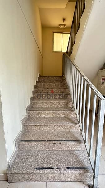 36 Room with 800 Garage For Rent 5