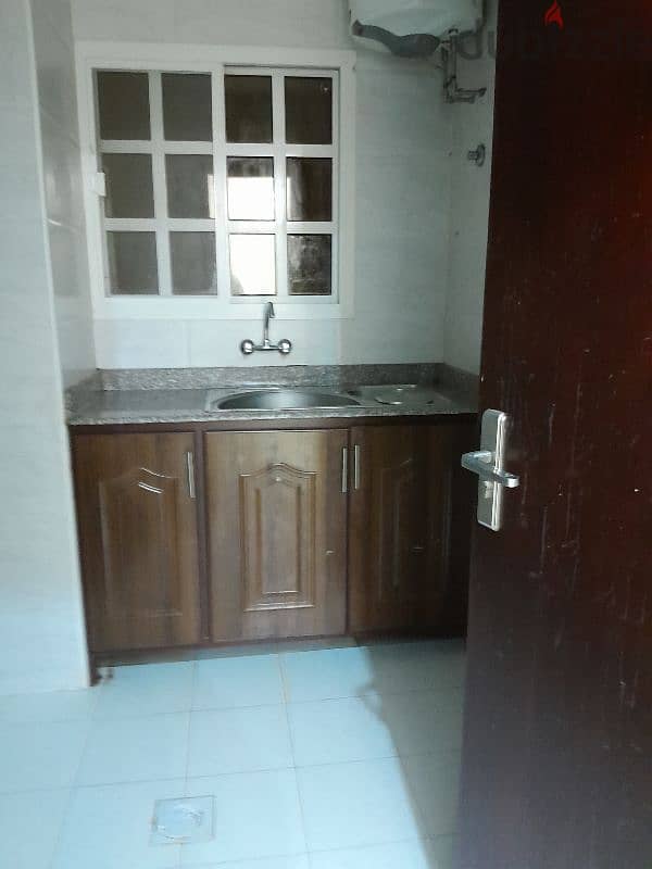 2bhk family apartment good cleen 2