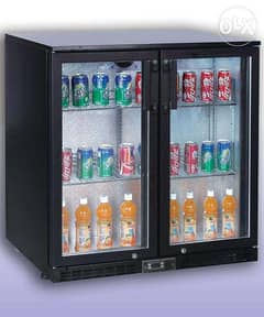 bottle cooler with two hinged doors 0
