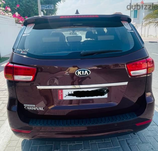 Kia Carnival 2016 0