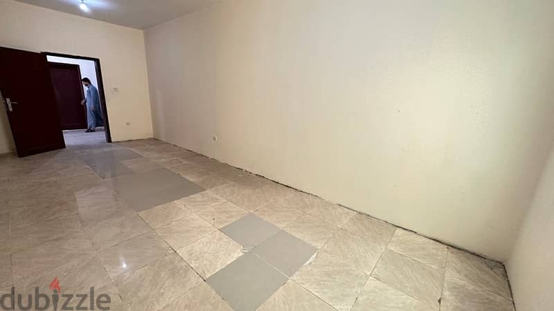 33 Big Room (8x4) For Rent 3