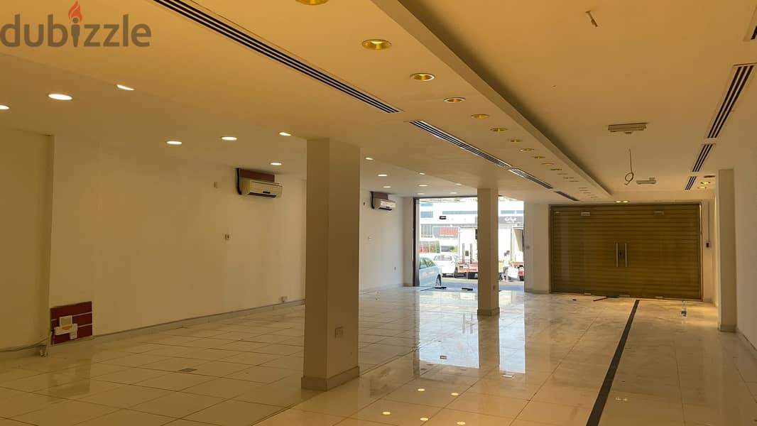 COMMERCIAL SHOP FOR RENT IN AZIZIA 1