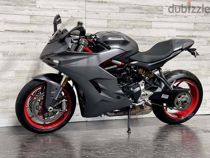 2020. Ducati Supersport  +974 66574363 1