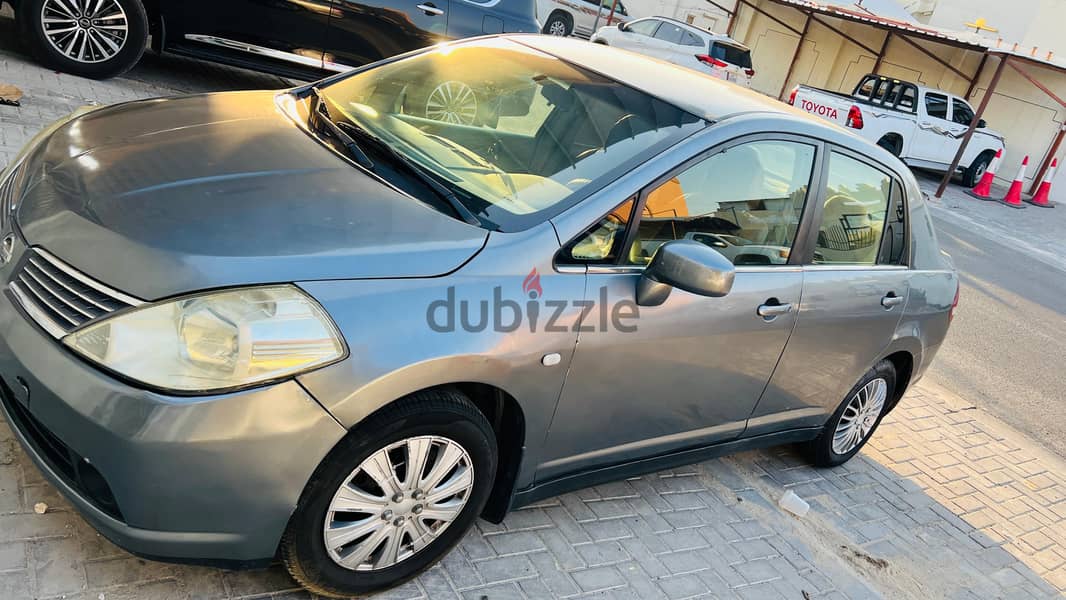 Nissan Tiida 2007 1