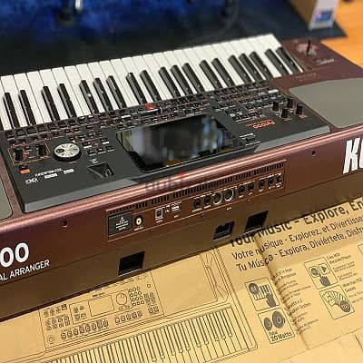 Korg PA1000 61 Key Professional Arranger Keyboard 61 Key