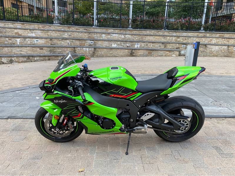 2024 Kawasaki ninja ZX-10R 3