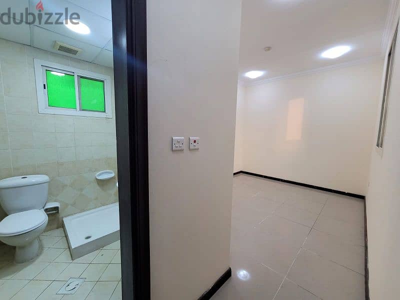 4 rent 5BD villa compound in bu hamour 5