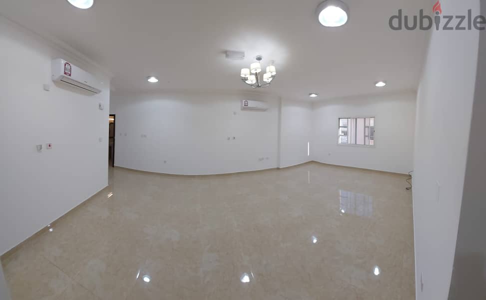 Apartment for rent in Al Wakrah naer Ooredoo for family 3bhk 4