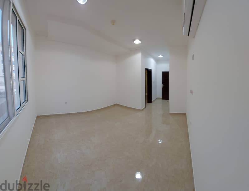 Apartment for rent in Al Wakrah naer Ooredoo for family 3bhk 5