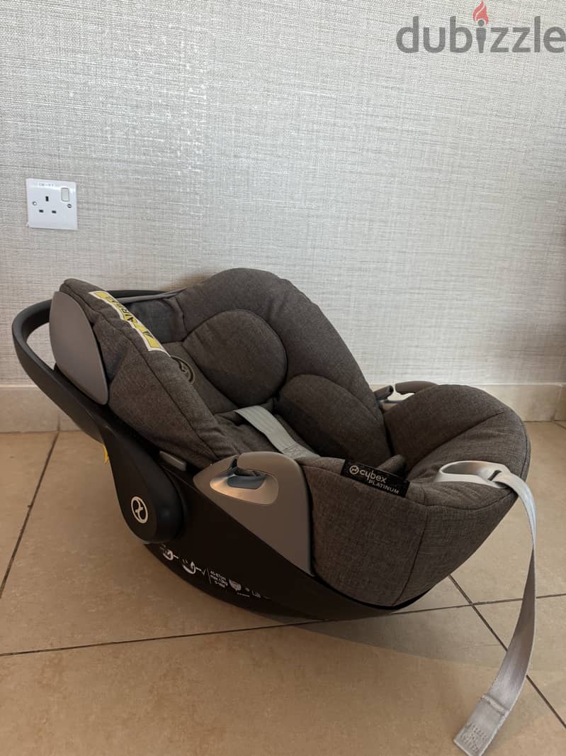 Cybex Car Seat 0