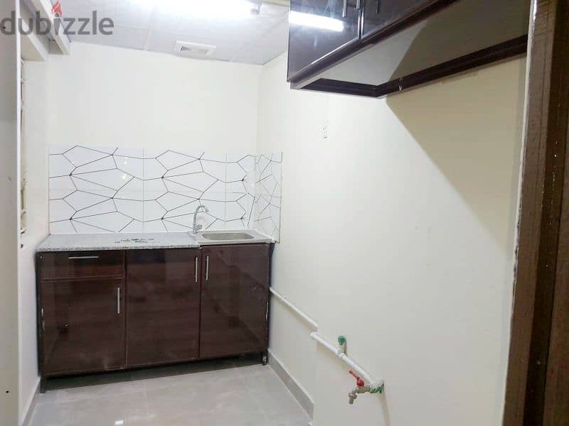 Unfurnished Family Room For Rent QR:1600, Mamoura,  Abu Hamour 6